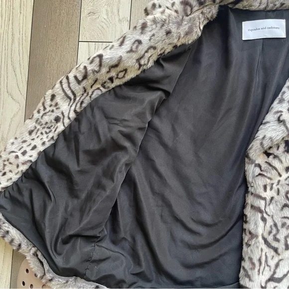 Cupcakes & Cashmere Animal Print Faux Fur Coat - Picture 3 of 9